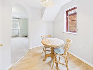 Dining room- click for photo gallery
